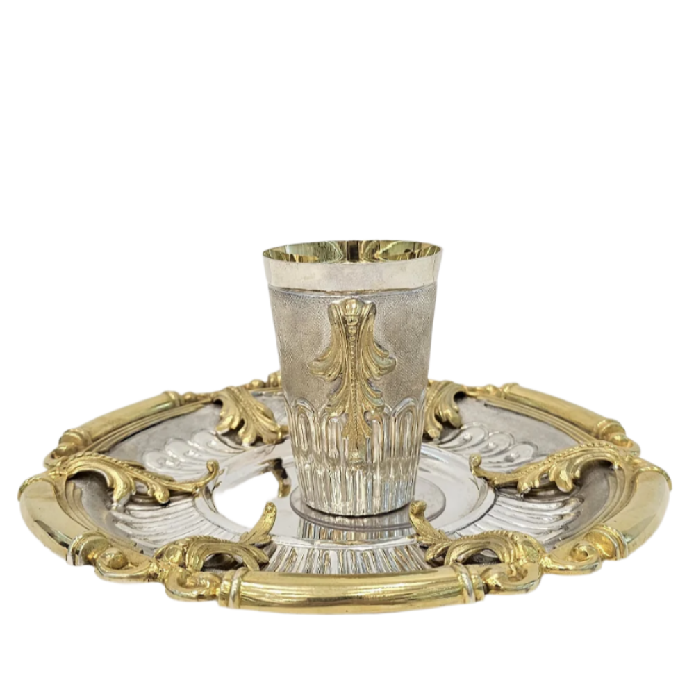 Cup